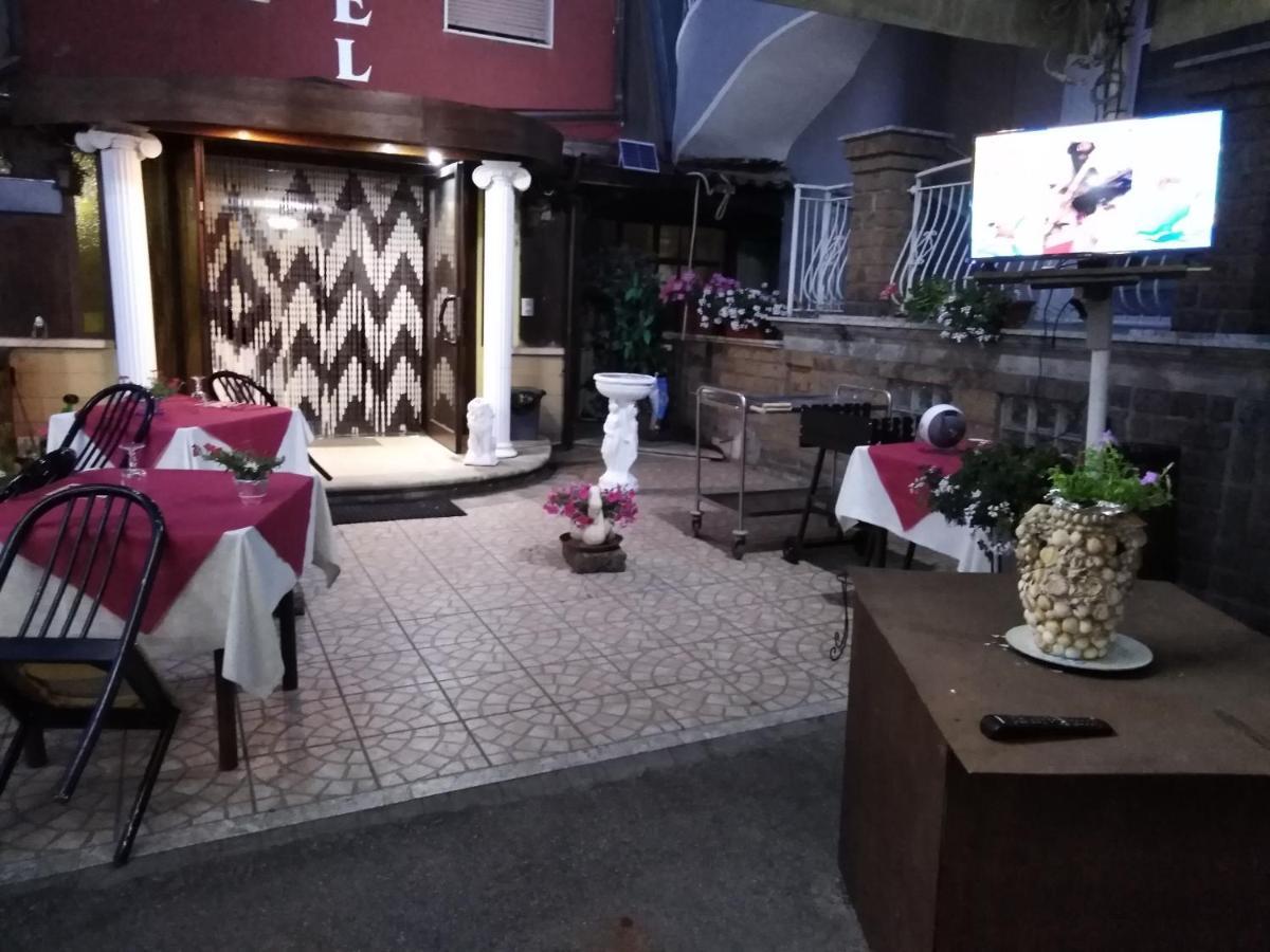 Hotel La Carina Grottaminarda Dış mekan fotoğraf