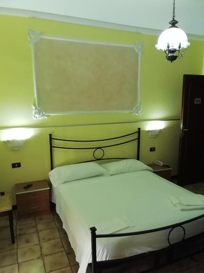 Hotel La Carina Grottaminarda Dış mekan fotoğraf