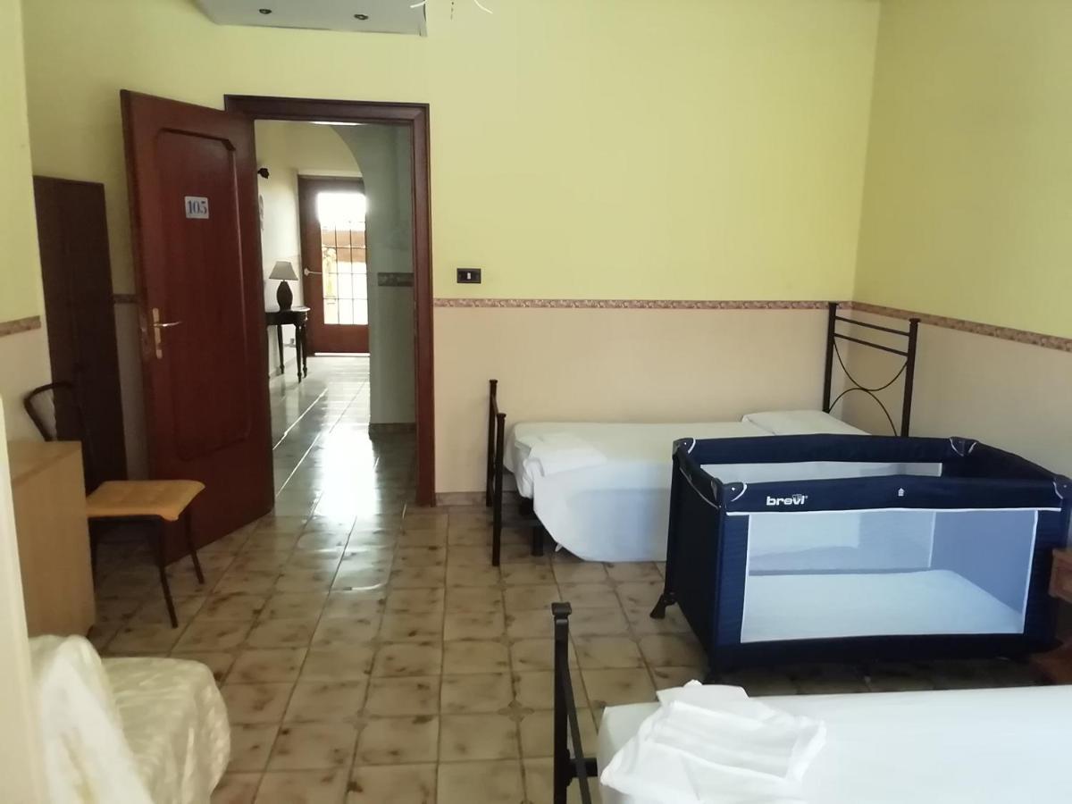Hotel La Carina Grottaminarda Dış mekan fotoğraf